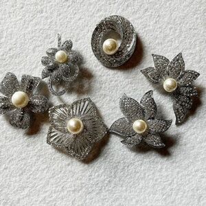 Wholesale brooches 6 pieces